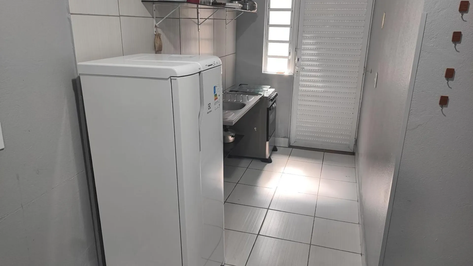 Zzz Bruno Klemtz - Residencial Recanto Dos Passaros Estudio Ate 4 Pessoas Com Ar Split Wifi Coz Vaga Itapema Brazília