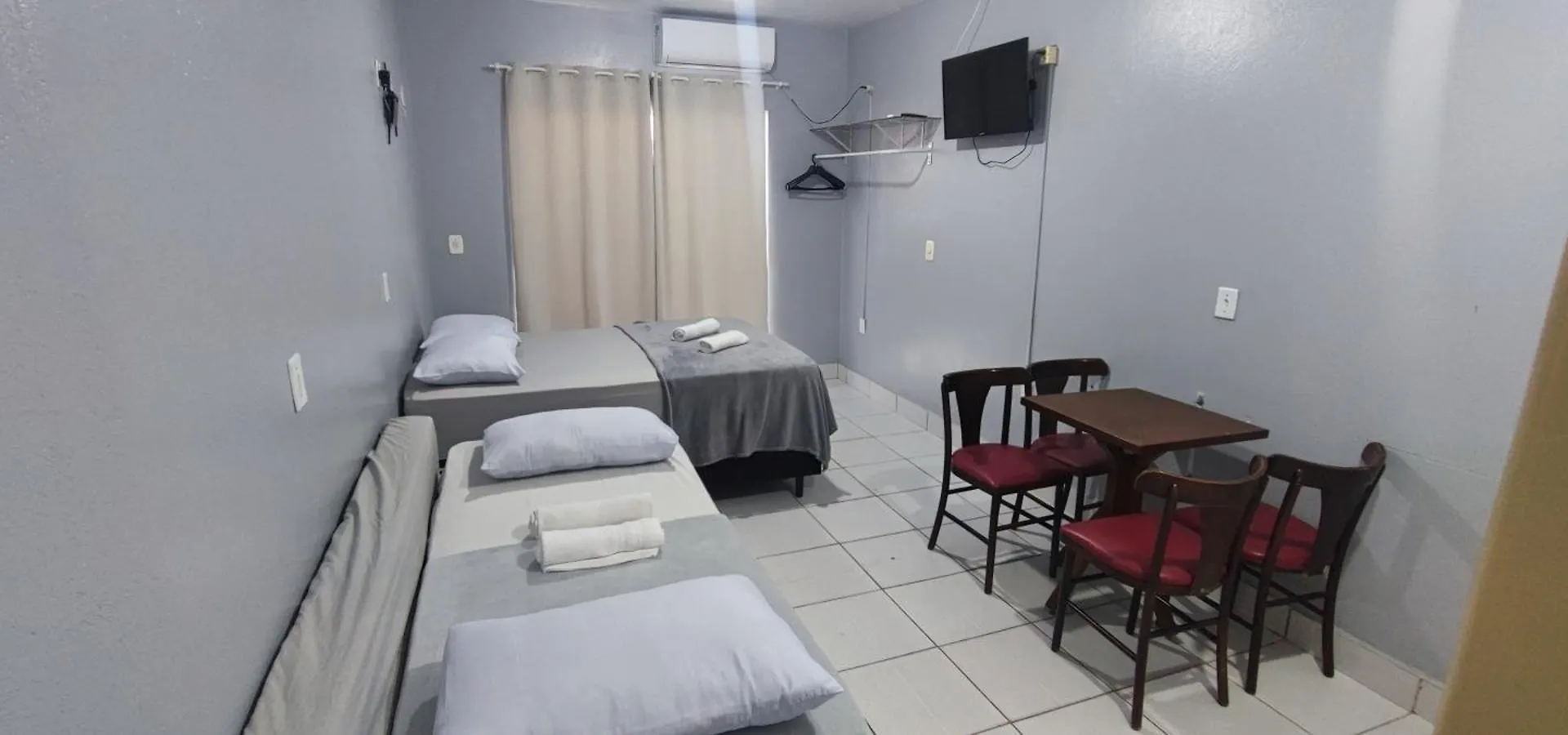 Zzz Bruno Klemtz - Residencial Recanto Dos Passaros Estudio Ate 4 Pessoas Com Ar Split Wifi Coz Vaga Itapema 0*,  Brazília